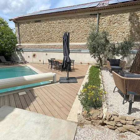 La Petite Ecurie Montseret